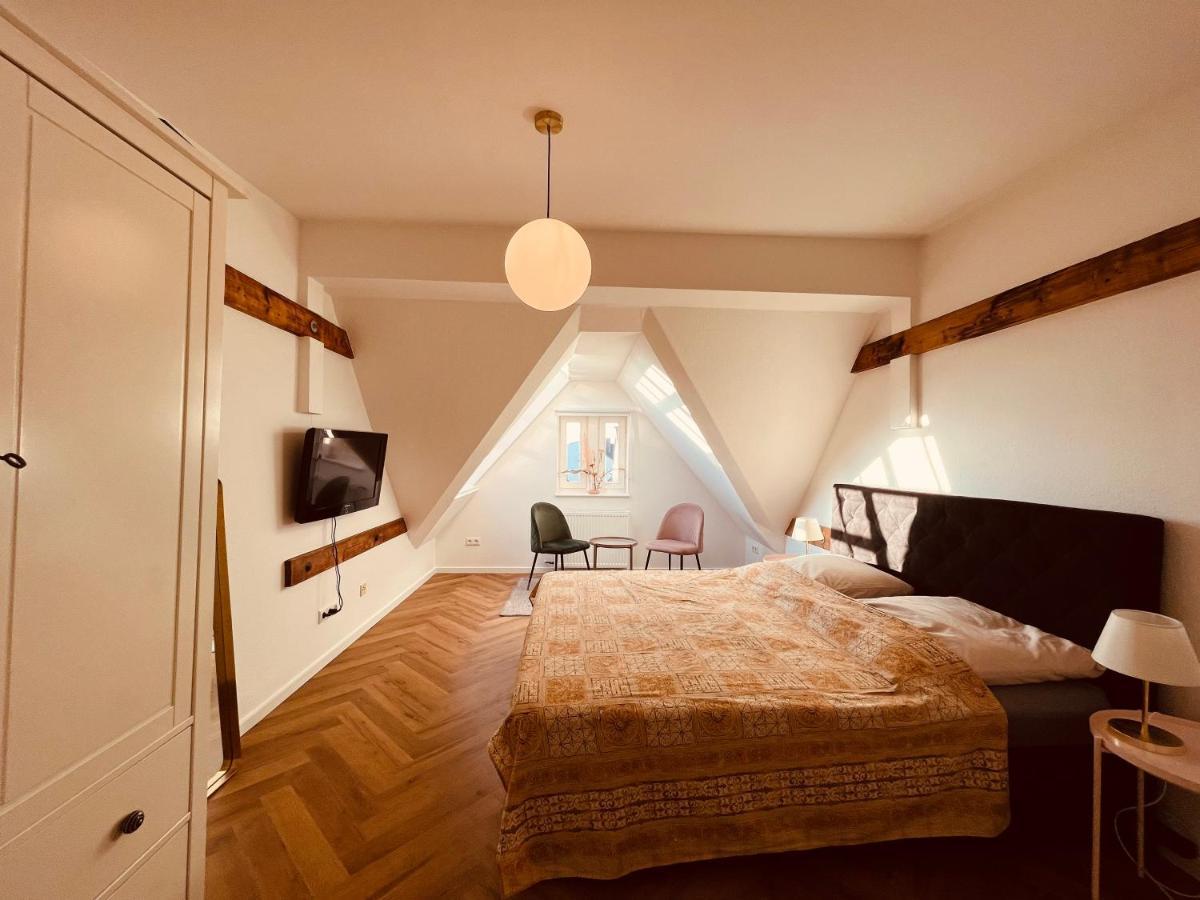 Jugendstil-Altbauwohnung Mit Dachterrasse Direkt An Der Karlsaue Kassel Buitenkant foto